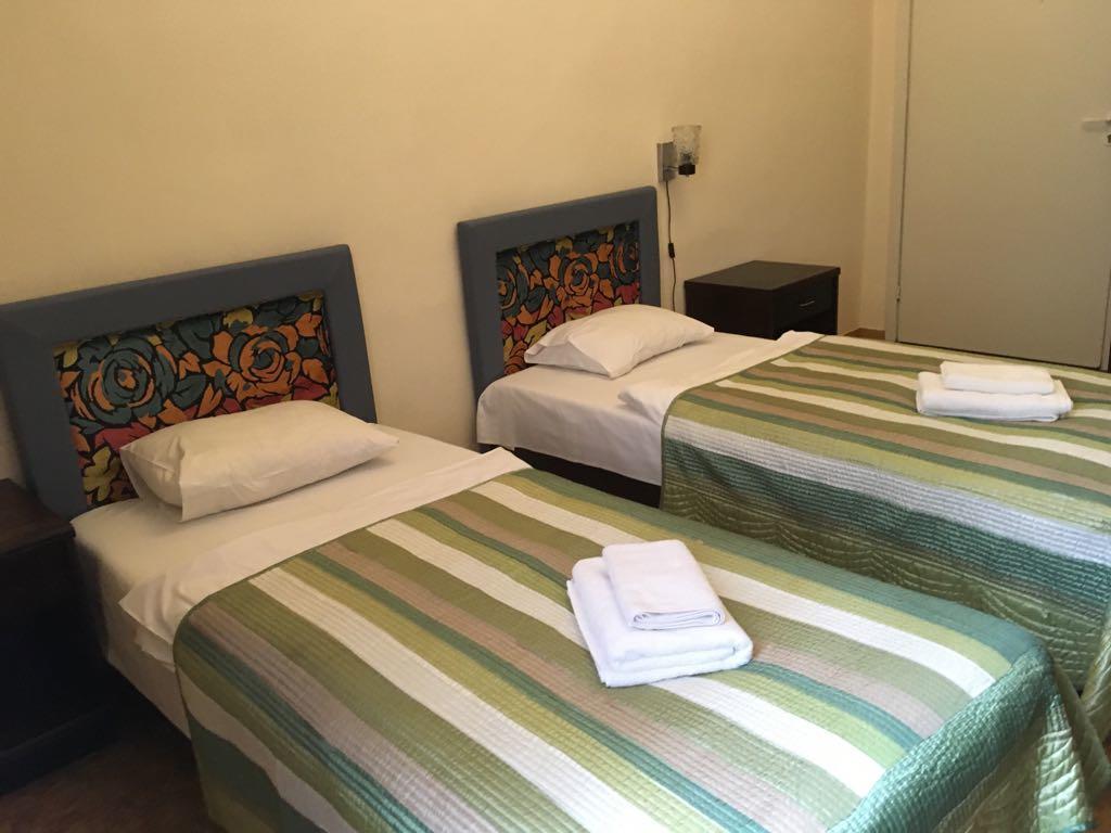 Hostel Viktorija With Private Rooms 리가 외부 사진